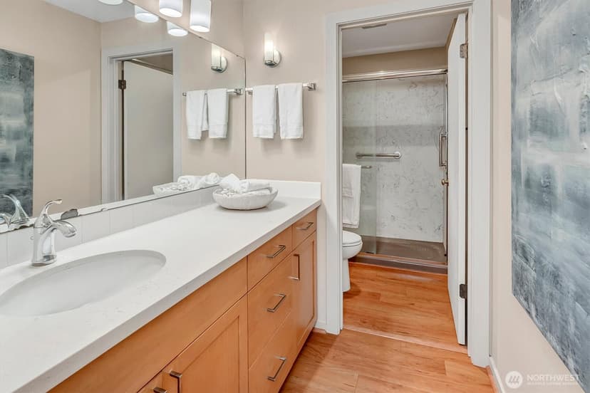 Property photo for 5025 California Avenue SW #406, Seattle photo 16