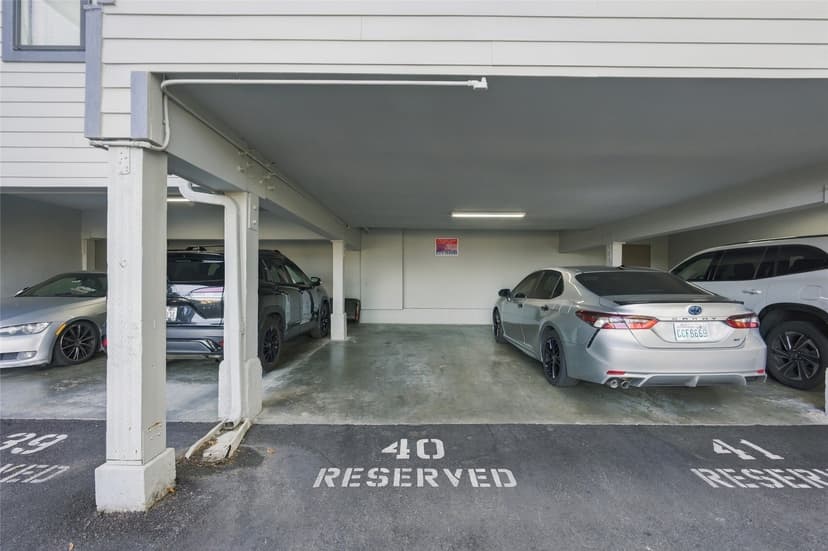 Property photo for 2500 W Manor Place #318, Seattle photo 34
