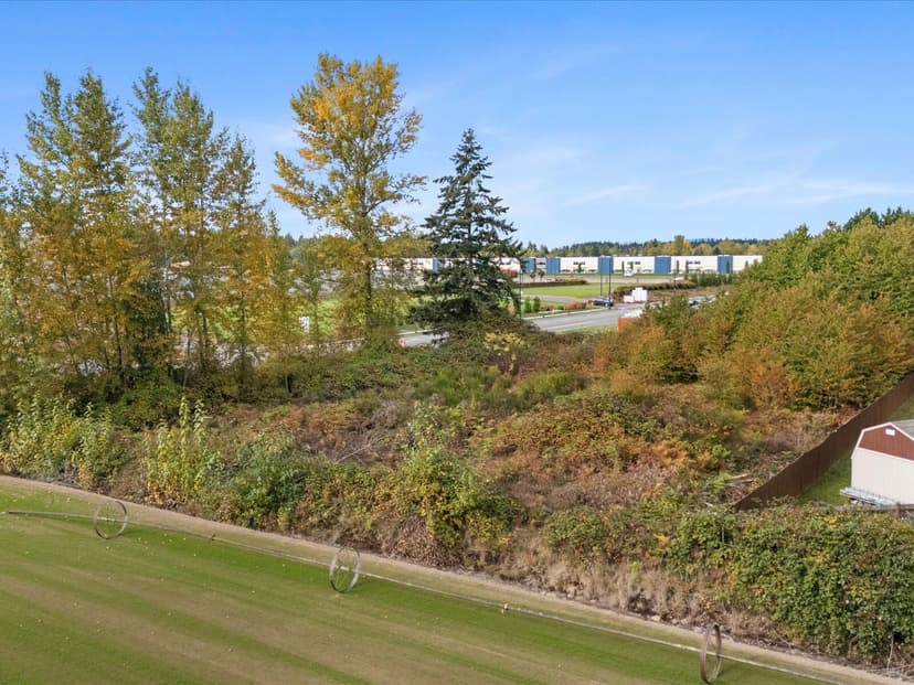 Property photo for 20 51st Avenue NE, Arlington photo 12