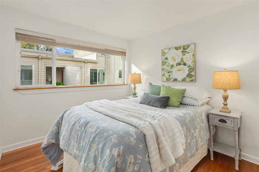 Property photo for 202 W Olympic Place #302, Seattle photo 17
