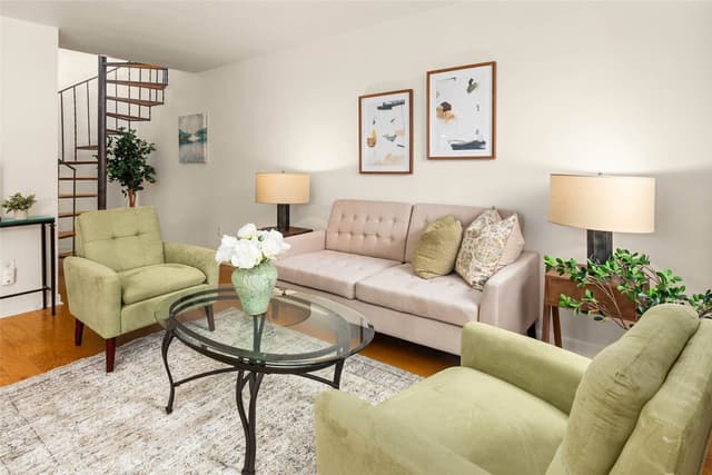 Property photo for 202 W Olympic Place #302, Seattle photo 5