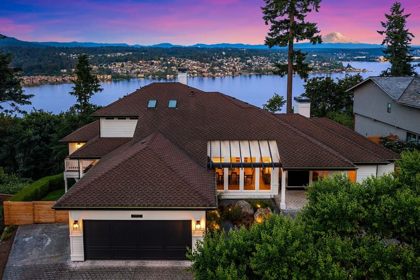 Property photo for 7712 89th Place SE, Mercer Island photo 2