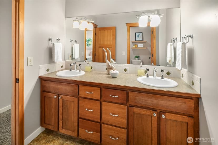 Property photo for 14738 Bear Creek Road NE, Woodinville photo 26
