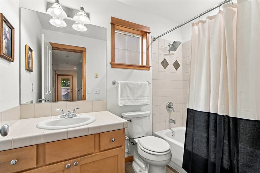Property photo for 9216 Stone Ave N #B, Seattle photo 25