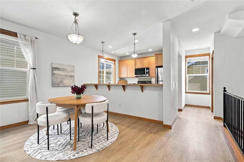 Property photo for 9216 Stone Ave N #B, Seattle photo 16