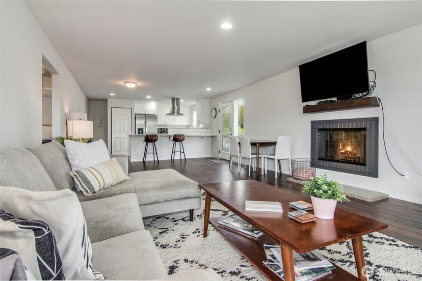 Property photo for 505 3rd Street, Kirkland photo 7