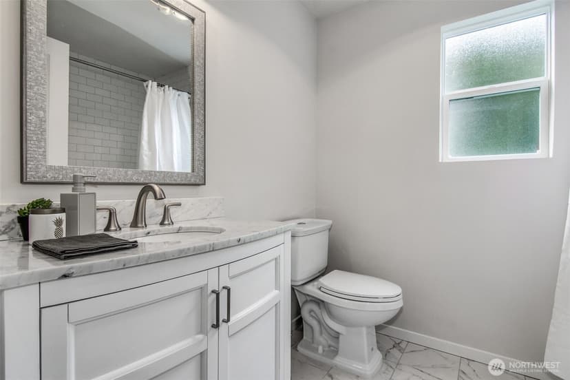Property photo for 505 3rd Street, Kirkland photo 16