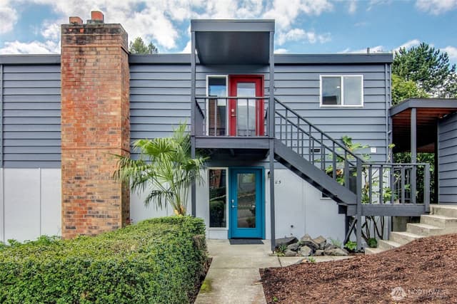 Property photo for 505 3rd Street, Kirkland photo 3