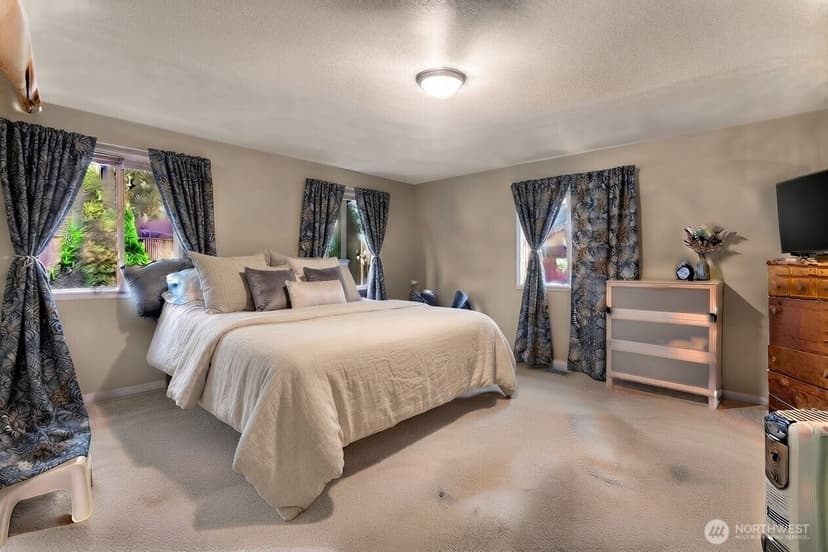 Property photo for 3210 Scenic Drive SE, Auburn photo 17