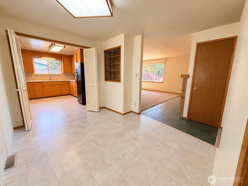 Property photo for 19828 80th Place W, Edmonds photo 10