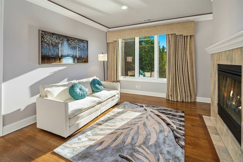 Property photo for 2 Crescent Key SE, Bellevue photo 27