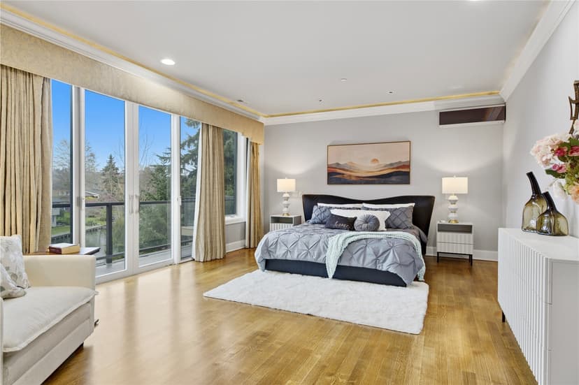 Property photo for 2 Crescent Key SE, Bellevue photo 23