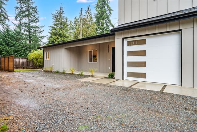 Property photo for 12531 25th Avenue NE #A, Seattle