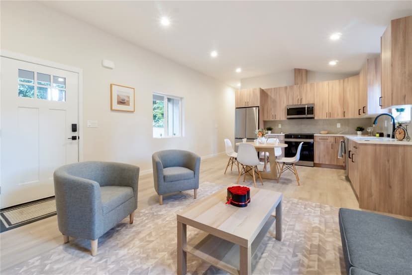 Property photo for 12531 25th Avenue NE #A, Seattle photo 5