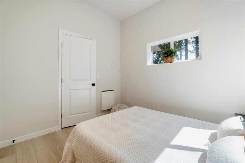 Property photo for 12531 25th Avenue NE #A, Seattle photo 12