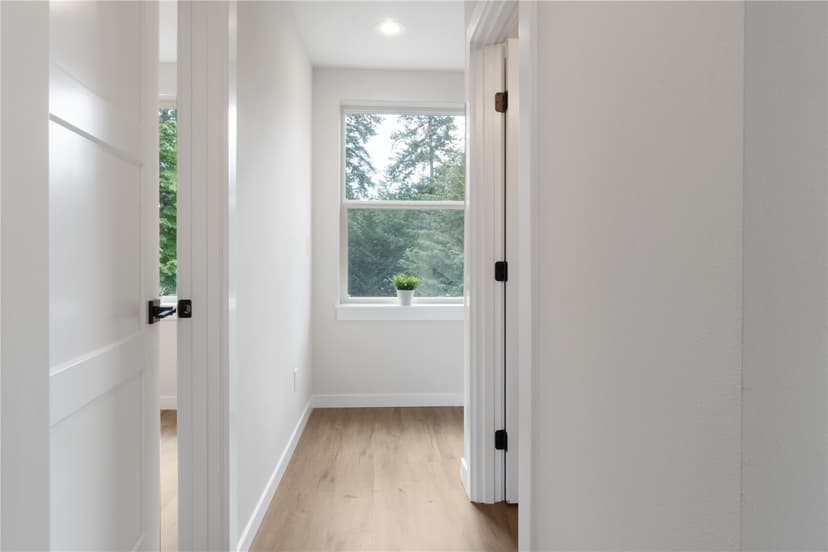 Property photo for 12531 25th Avenue NE #B, Seattle photo 11