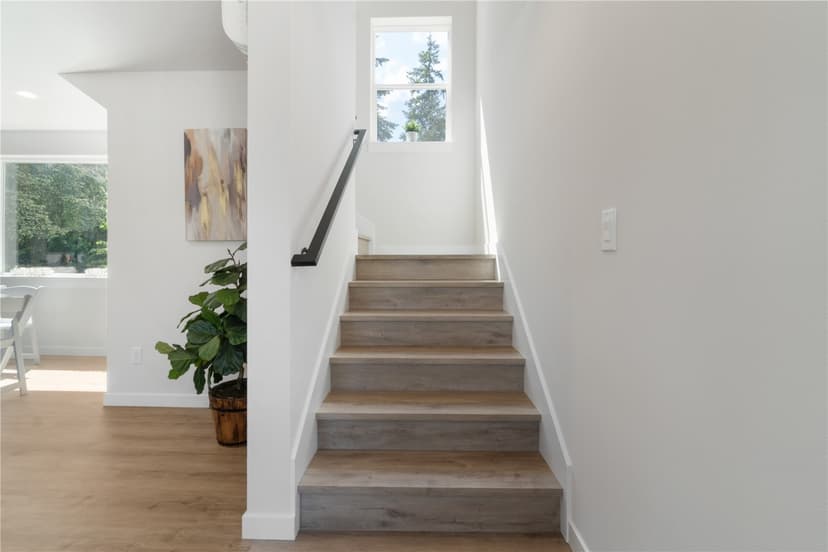 Property photo for 12531 25th Avenue NE #B, Seattle photo 10