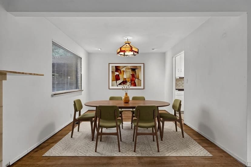 Property photo for 18456 40th Place NE, Lake Forest Park photo 9