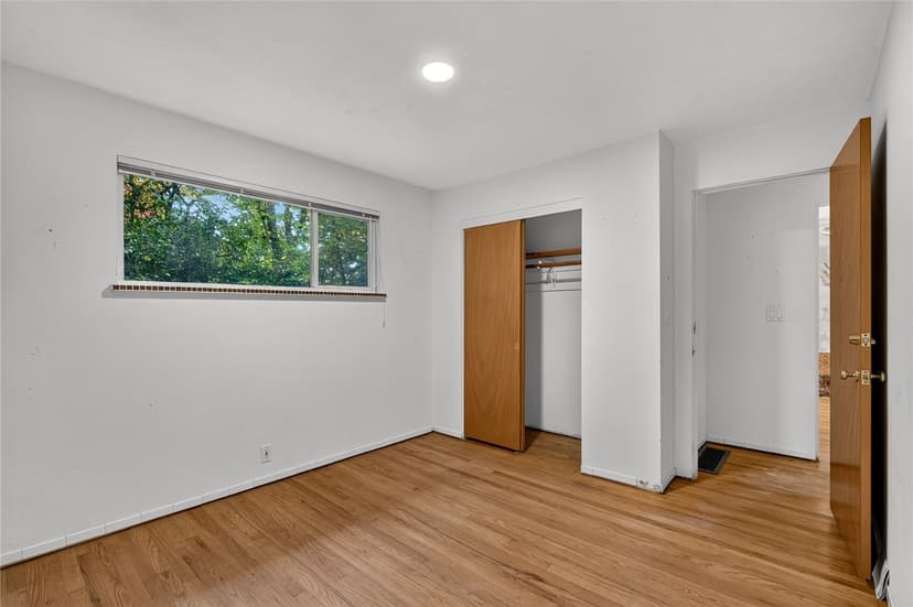 Property photo for 18456 40th Place NE, Lake Forest Park photo 19