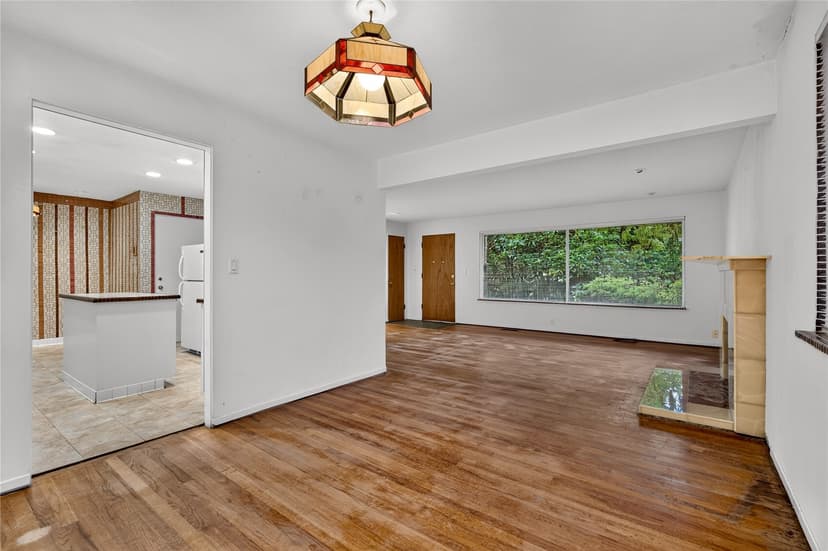 Property photo for 18456 40th Place NE, Lake Forest Park photo 10