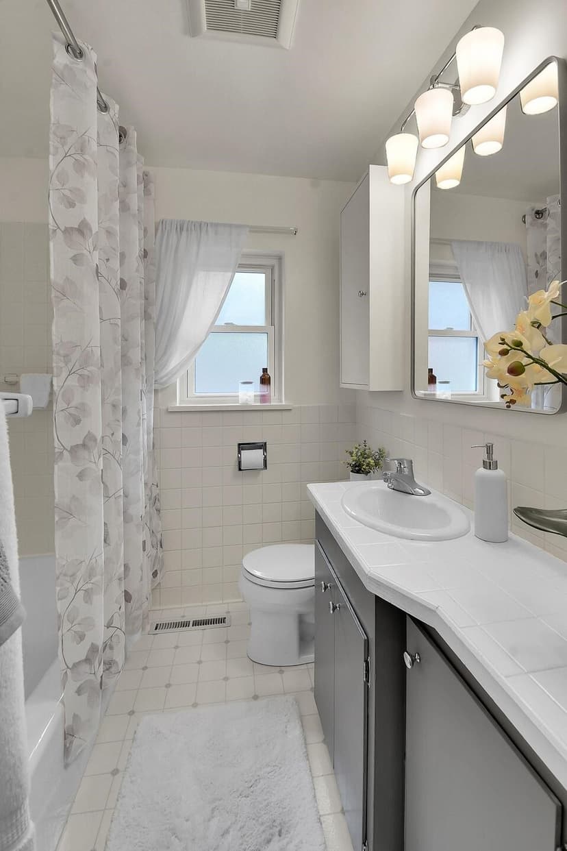 Property photo for 18739 12th Avenue NE, Shoreline photo 17