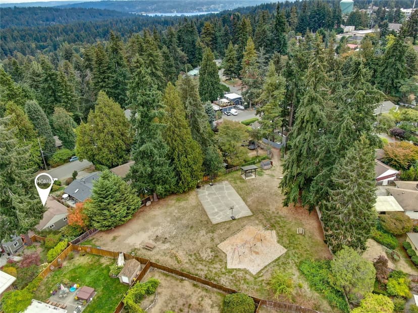Property photo for 18739 12th Avenue NE, Shoreline photo 24