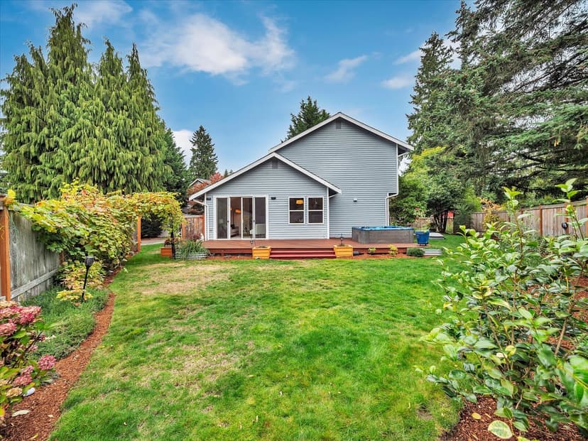 Property photo for 13013 NE 70th Drive, Kirkland photo 25