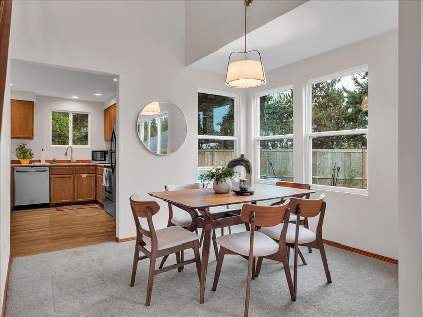 Property photo for 13013 NE 70th Drive, Kirkland photo 4
