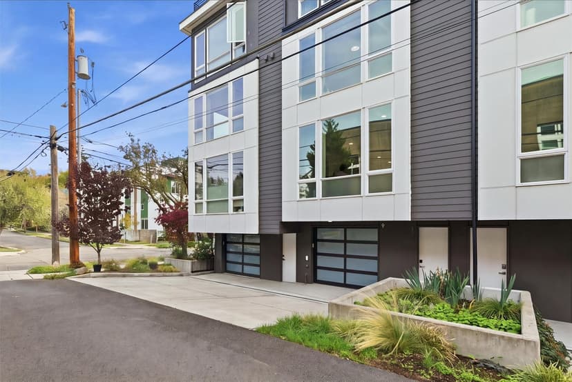 Property photo for 901 28th Avenue S #B, Seattle photo 23