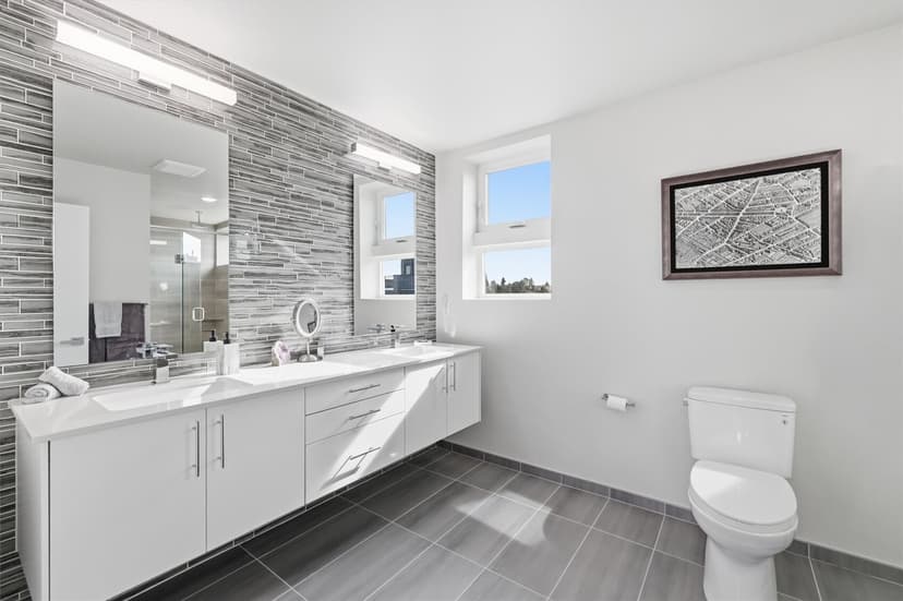 Property photo for 901 28th Avenue S #B, Seattle photo 18