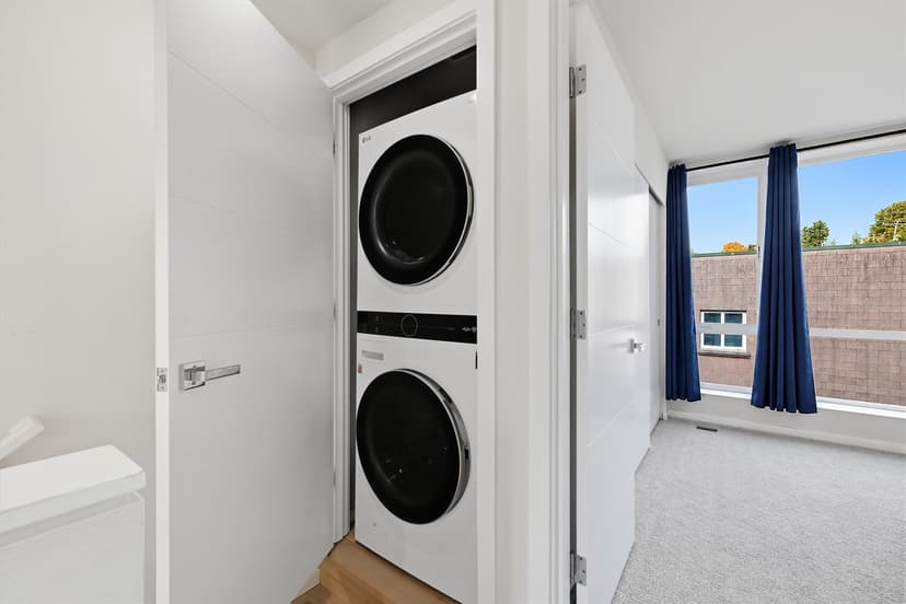 Property photo for 901 28th Avenue S #B, Seattle photo 9