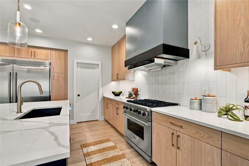 Property photo for 13128 NE 133rd Ct, Kirkland photo 12