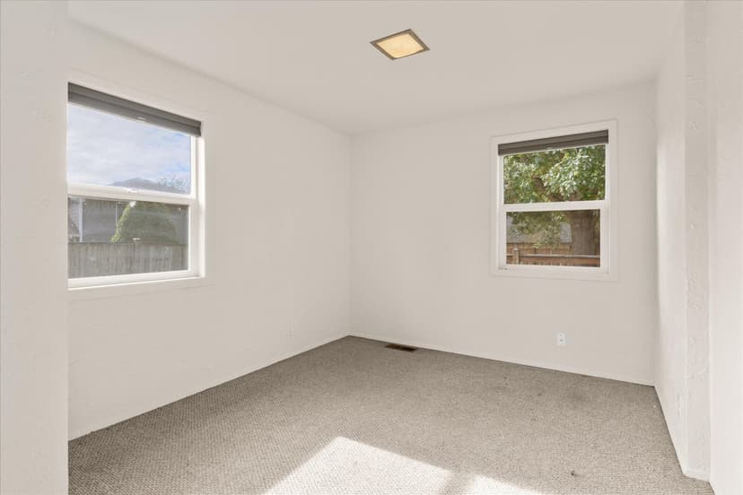 Property photo for 2210 202nd Street SW, Lynnwood photo 19