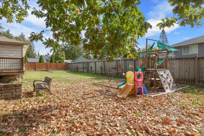 Property photo for 2210 202nd Street SW, Lynnwood photo 27