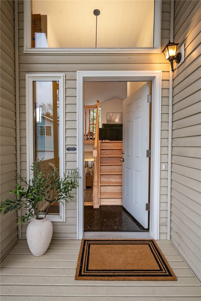Property photo for 1508 SW Webster Street #B, Seattle photo 2