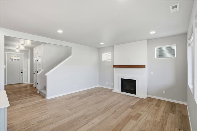 Property photo for 8725 68th Place NE, Marysville photo 17