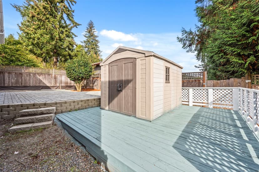 Property photo for 10756 Bartlett Ave NE, Seattle photo 30