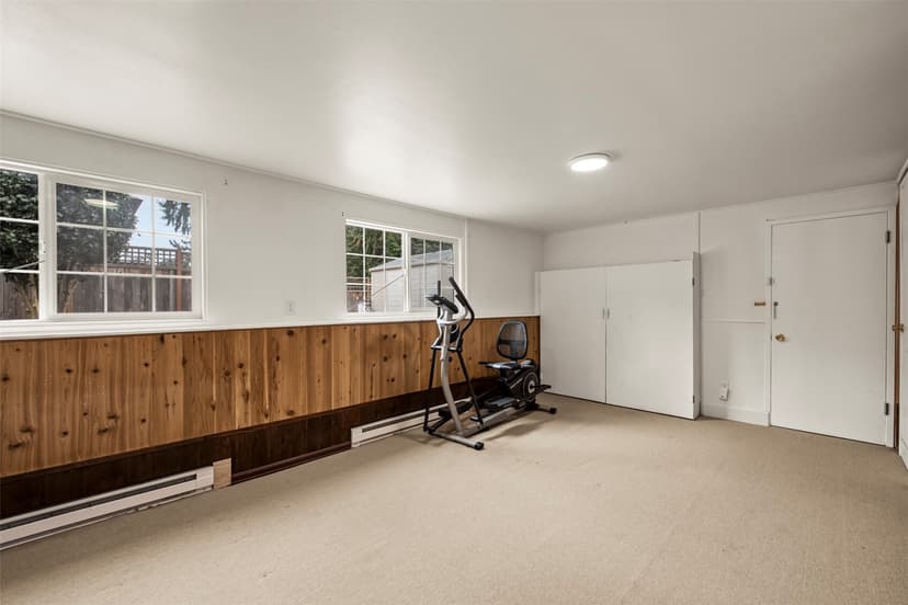 Property photo for 10756 Bartlett Ave NE, Seattle photo 23