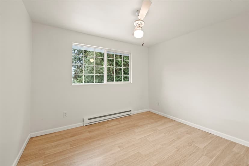 Property photo for 10756 Bartlett Ave NE, Seattle photo 20
