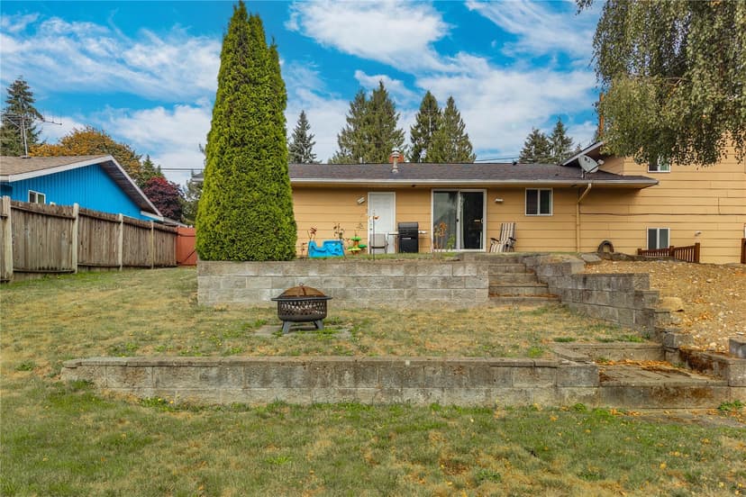 Property photo for 2212 106th Place SE, Everett photo 26