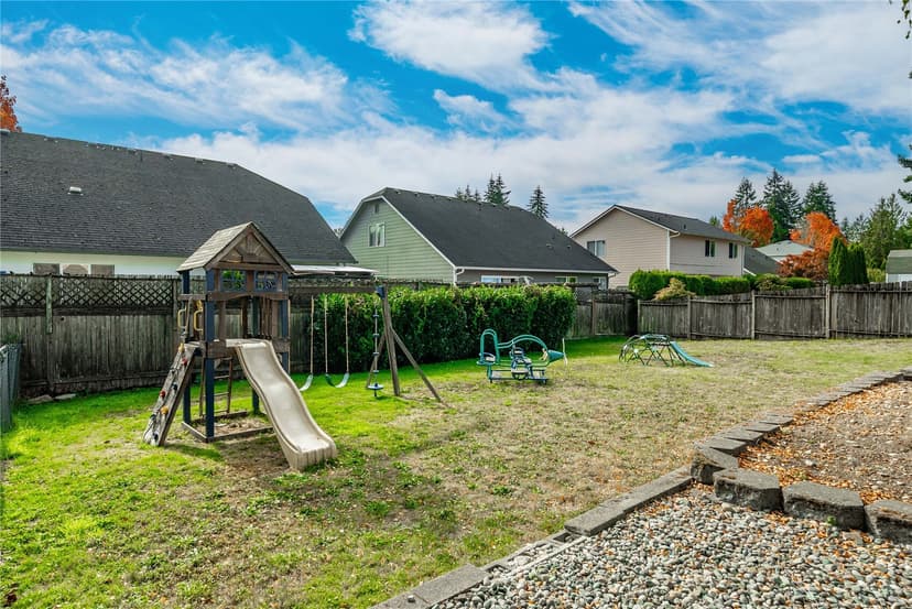 Property photo for 2212 106th Place SE, Everett photo 24