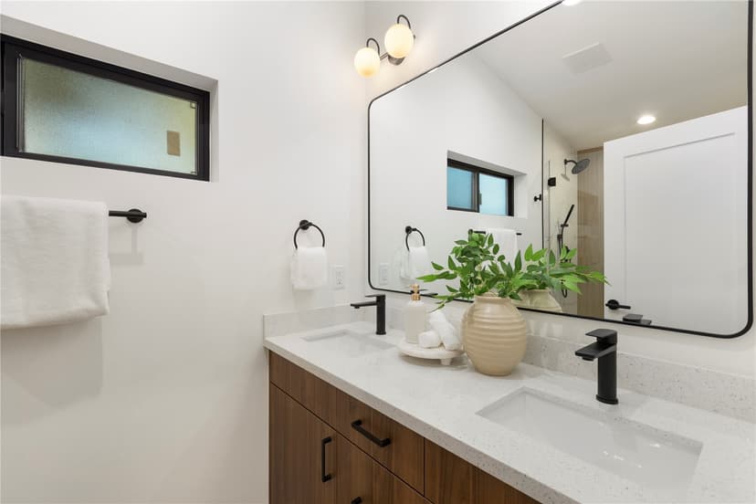 Property photo for 8823 Dibble Avenue NW, Seattle photo 14