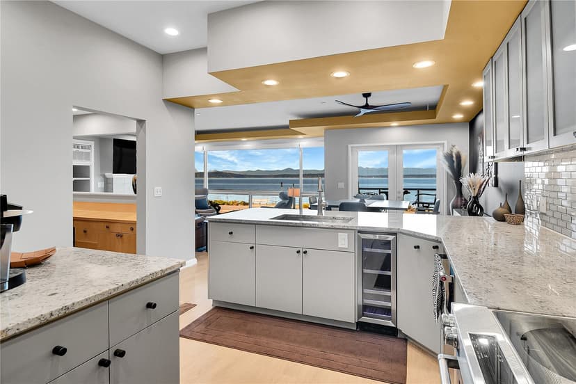 Property photo for 1388 Alki Avenue SW #202, Seattle photo 13