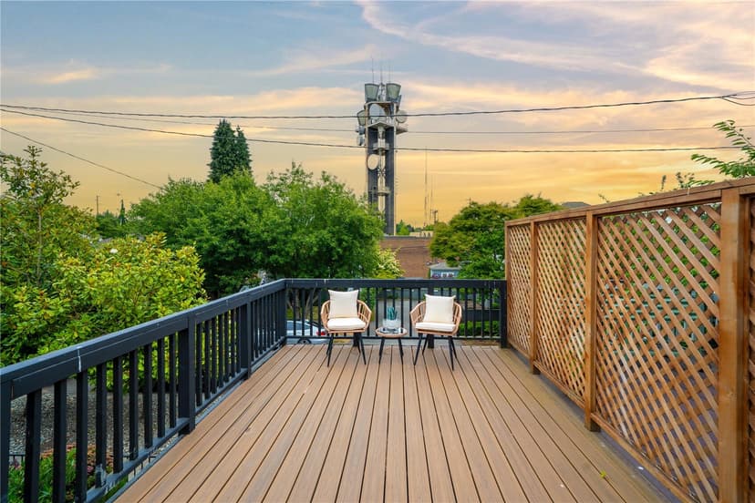 Property photo for 1509 4th Avenue W, Seattle photo 28