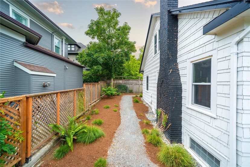 Property photo for 1509 4th Avenue W, Seattle photo 29