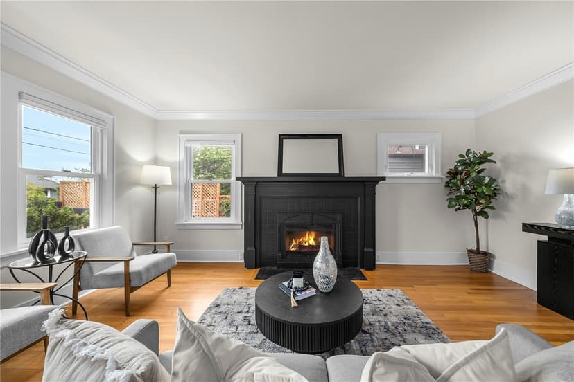Property photo for 1509 4th Avenue W, Seattle photo 6