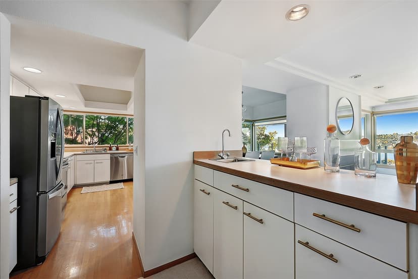 Property photo for 1768 Aurora Avenue N #201, Seattle photo 15