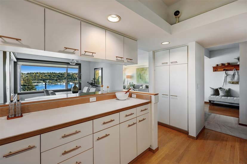 Property photo for 1768 Aurora Avenue N #201, Seattle photo 12