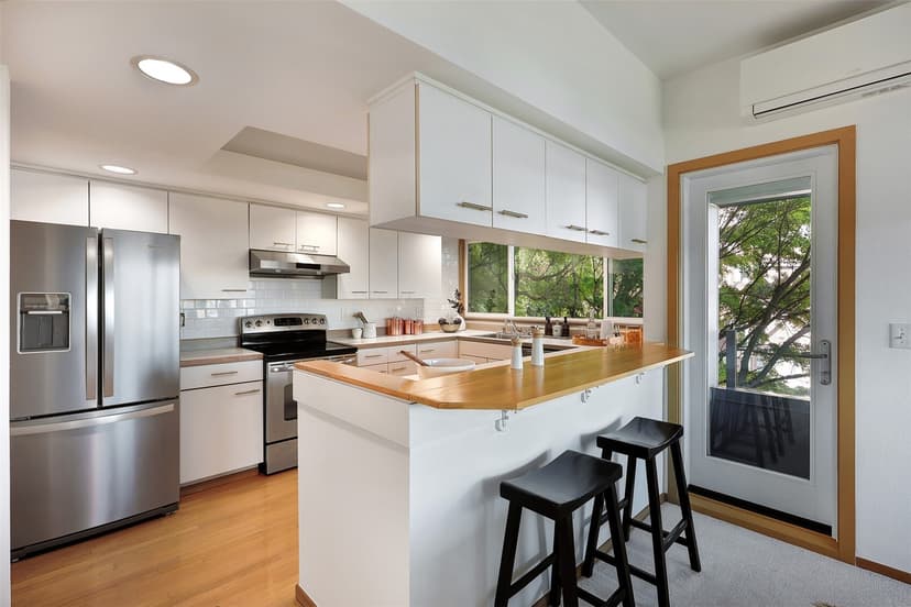 Property photo for 1768 Aurora Avenue N #201, Seattle photo 13