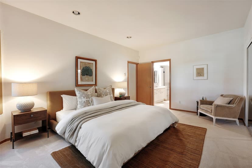 Property photo for 1768 Aurora Avenue N #201, Seattle photo 20